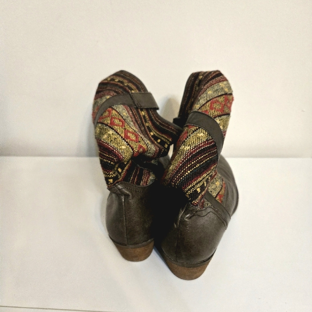 Steve Madden P Brooks brown leather boots Aztec